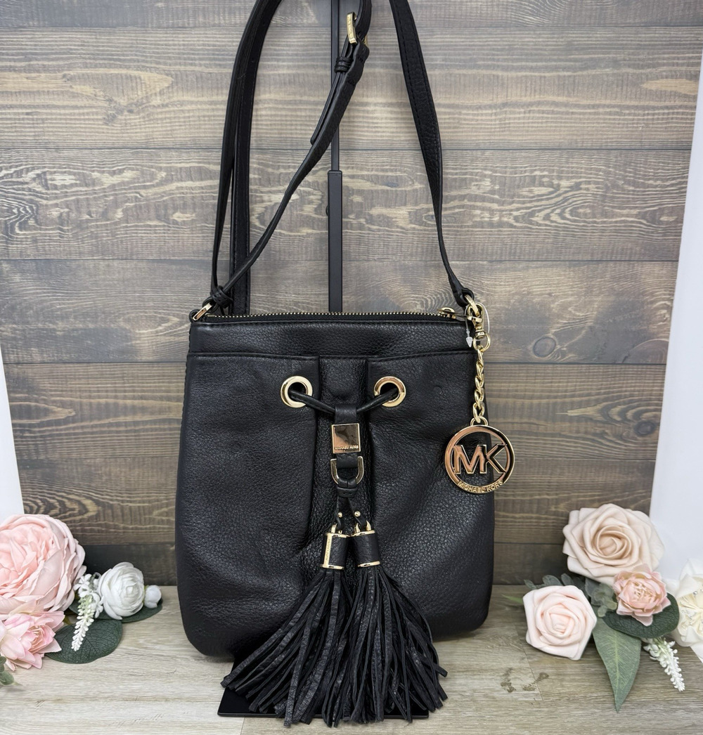 Michael Michael Kors Black Leather Camden Drawstring Crossbody Bag